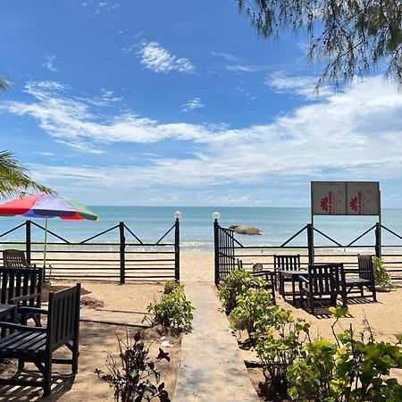 Tsunami Beach Hotel Arugam Bay Kültér fotó